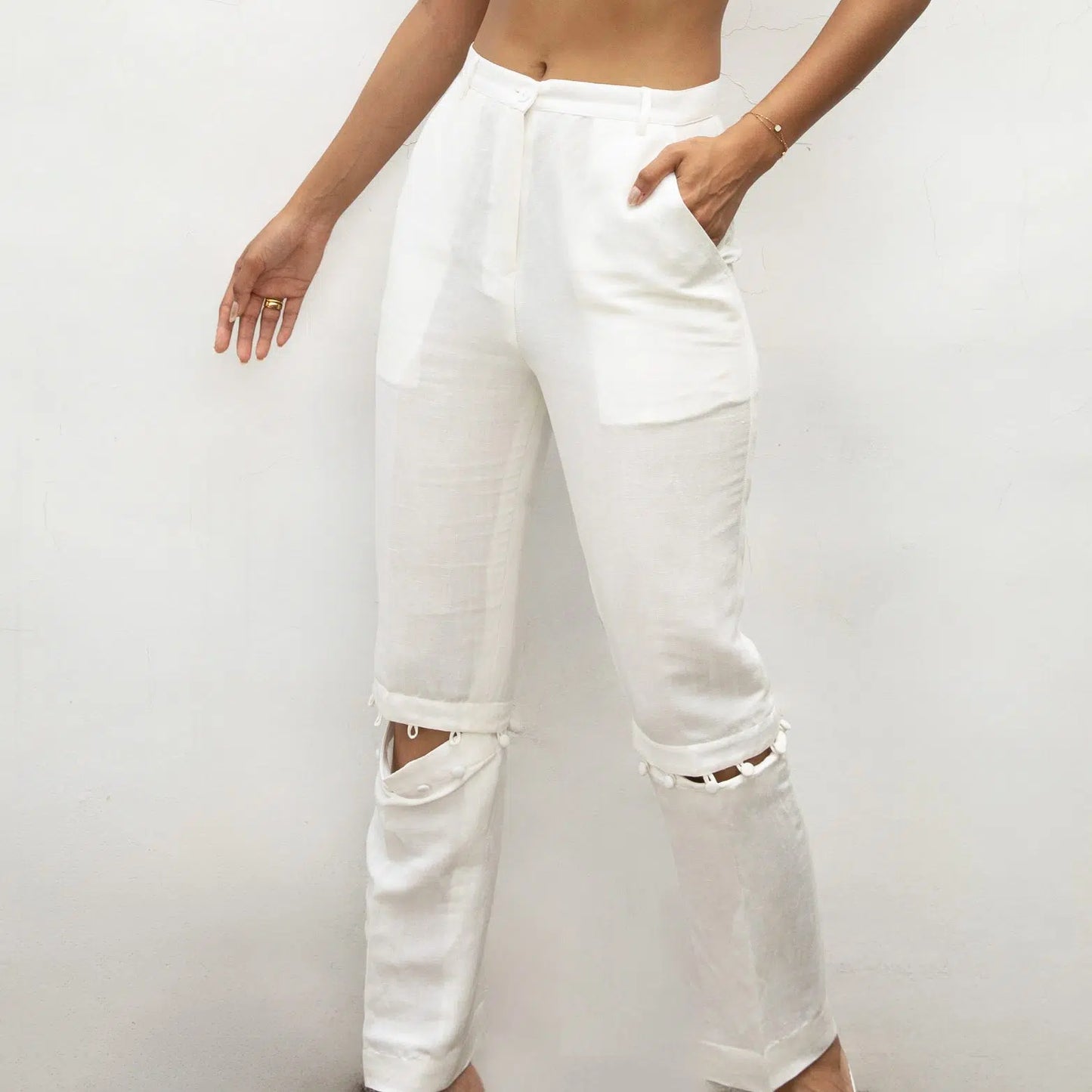 WILLA KNEE SLIT PANTS