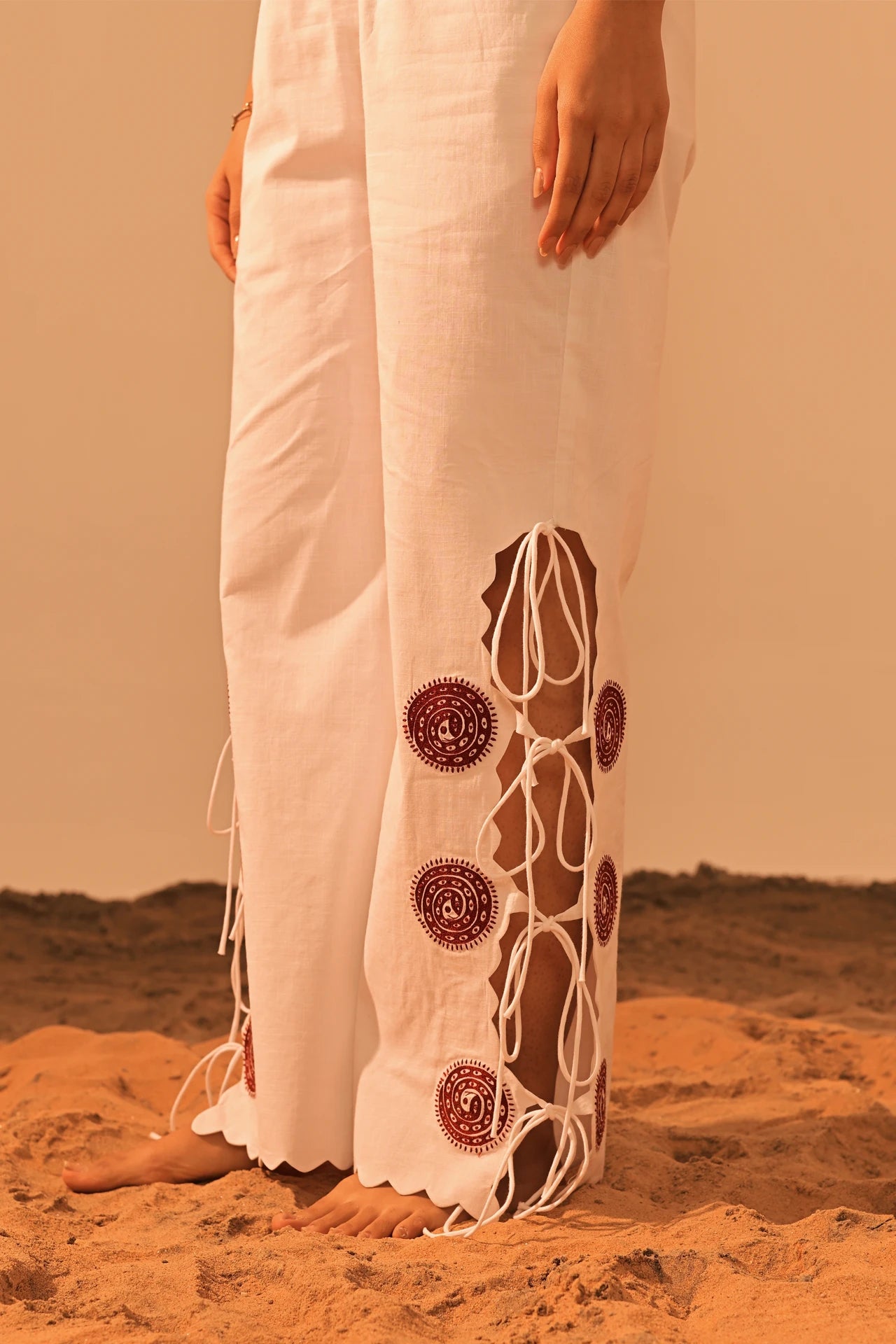 SENTA EMBROIDERED PANTS