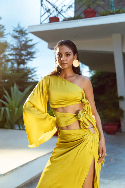 AVNEET KAUR IN OUR VERITA MAXI TIE UP DRESS
